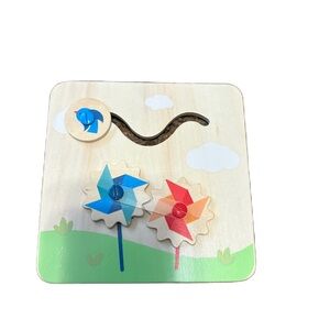 KiwiCo Panda Crate Look With Me Wooden Puzzle Toy with Blue and Red Pinwheels
